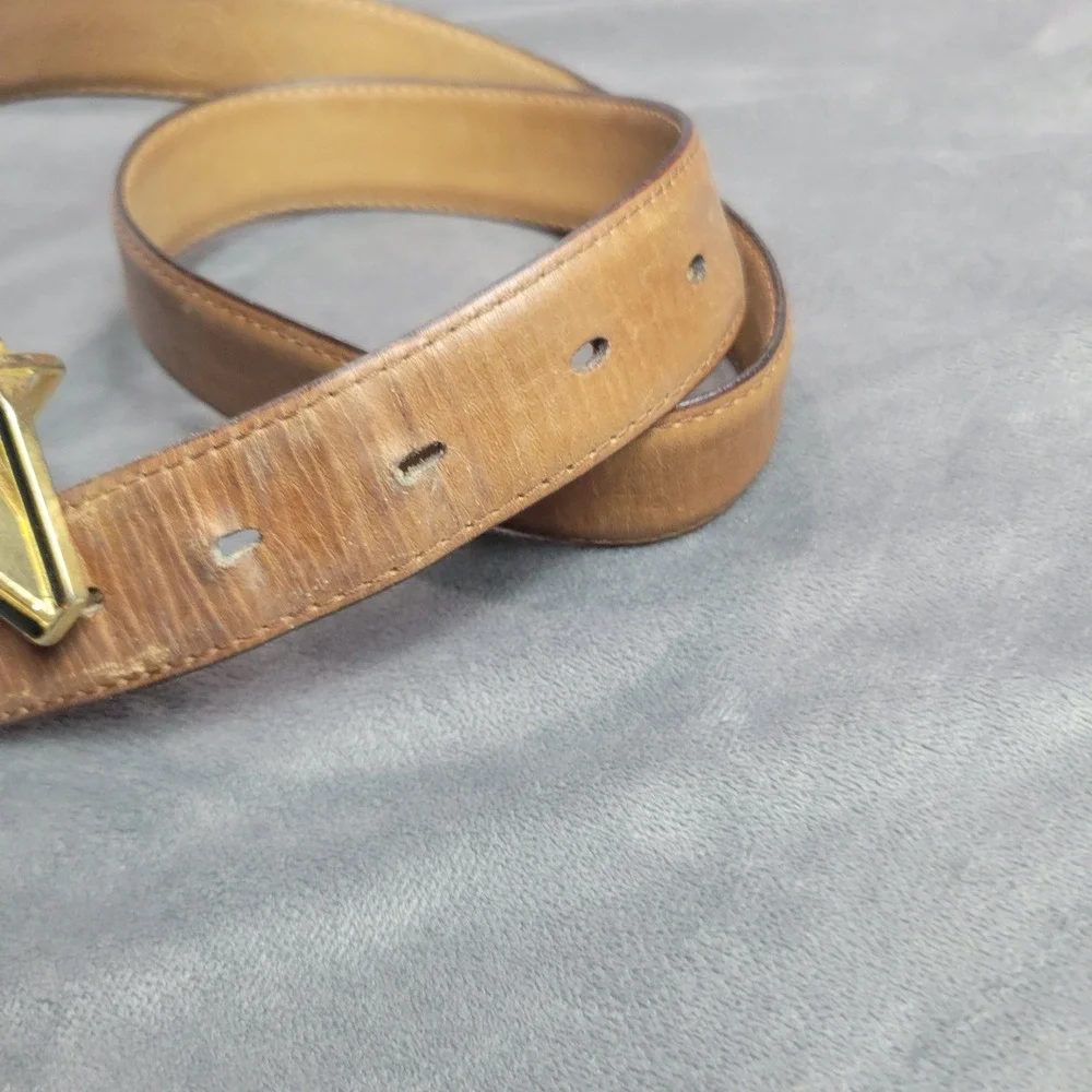 Vintage Tan Italian Leather Belt‎ Geometric Gold Tone Buckle Made in Italy 38
